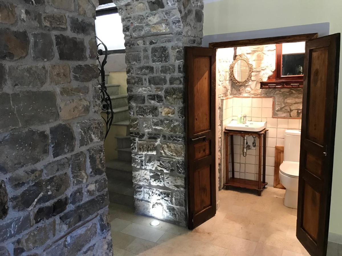 Borgo Manca Suite Sasso di Castalda Eksteriør billede