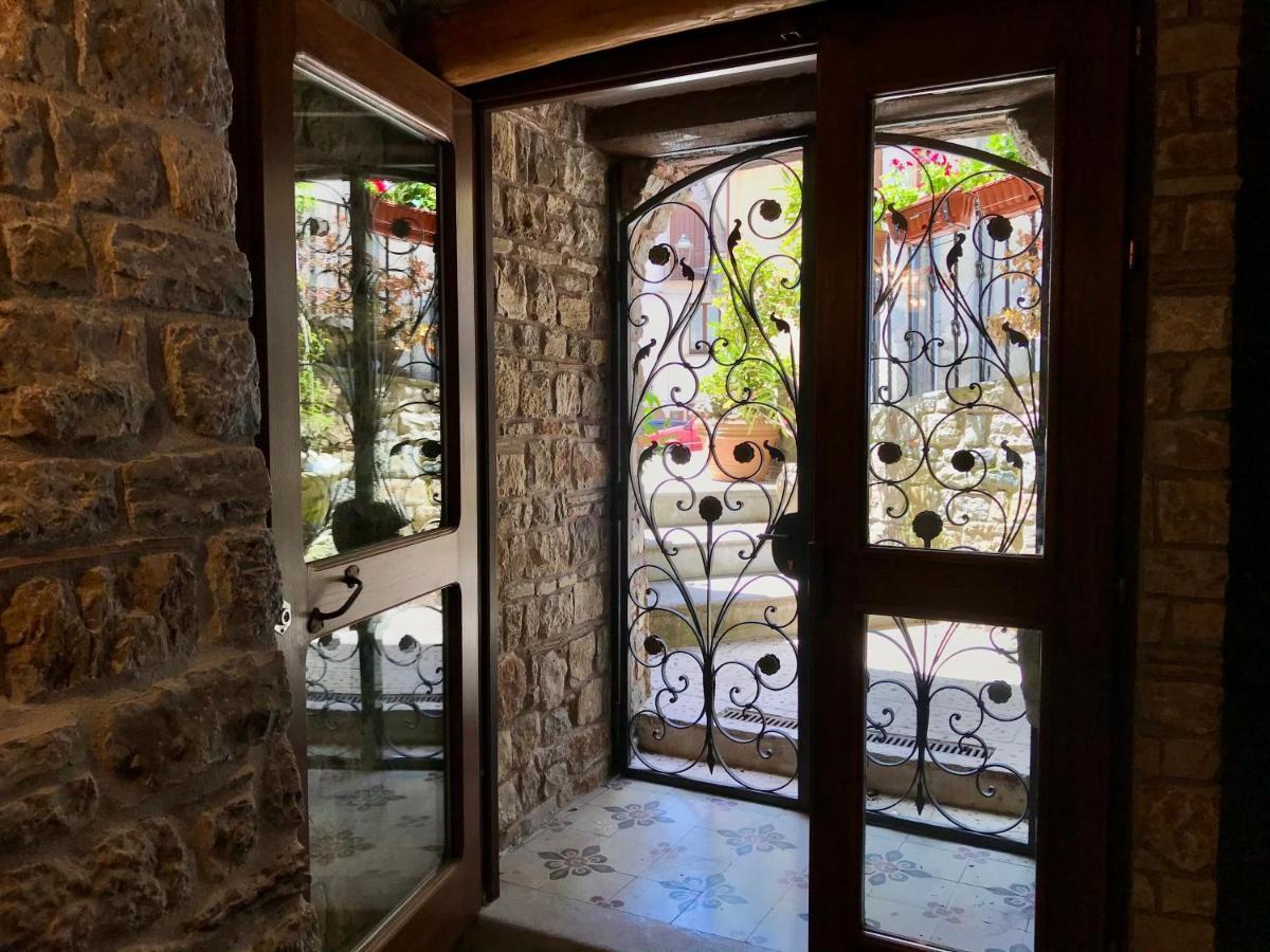 Borgo Manca Suite Sasso di Castalda Eksteriør billede