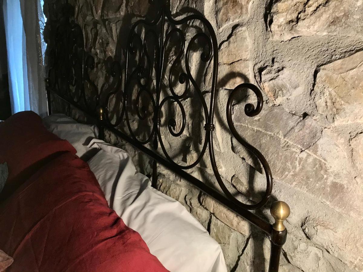 Borgo Manca Suite Sasso di Castalda Eksteriør billede