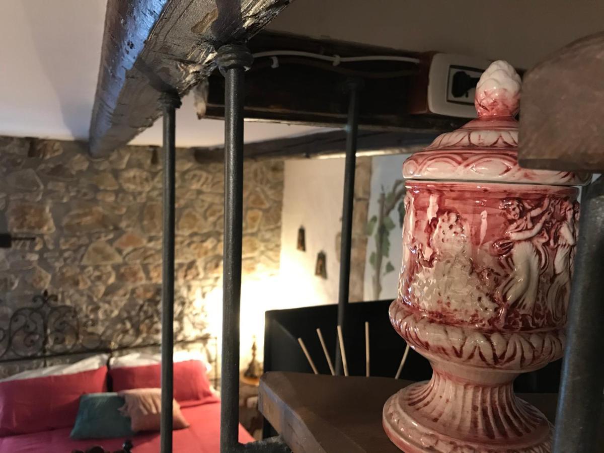 Borgo Manca Suite Sasso di Castalda Eksteriør billede