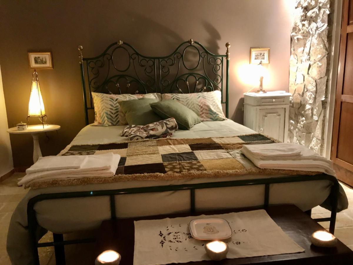 Borgo Manca Suite Sasso di Castalda Eksteriør billede