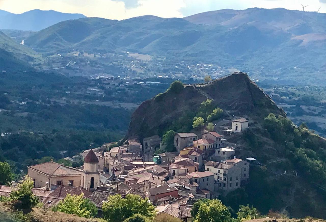 Borgo Manca Suite Sasso di Castalda Eksteriør billede